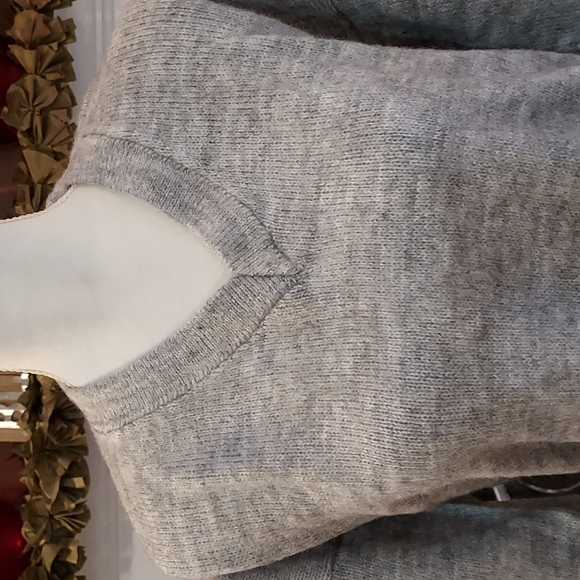 The Little Alpaca's House Gray Sweater, New With Tags, Size S - Picture 2 of 10